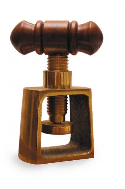 NC01 - Nut Cracker (Letter Press) - Brass