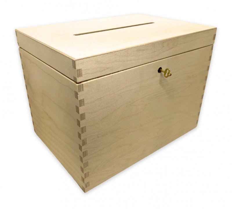 J60010 - Wedding Card Chest with Key