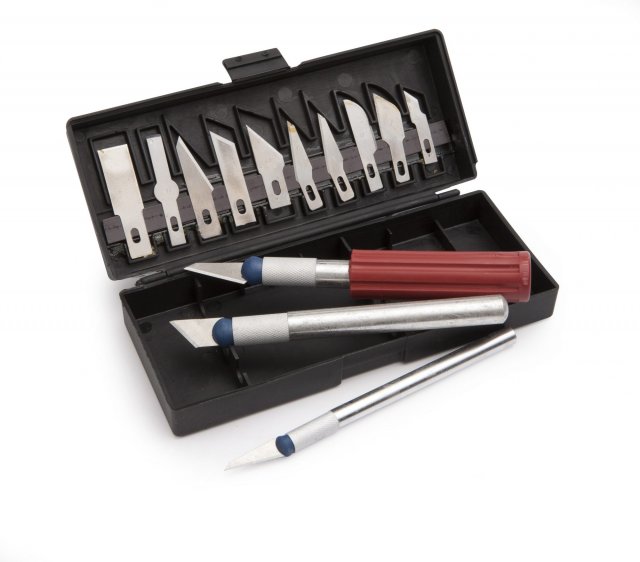 251094 - Silverline Hobby Knife Set - 13 Piece